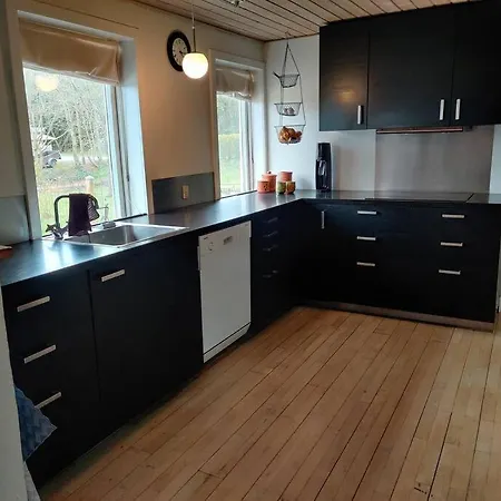 Vidunderligt Hus I Landlige Omgivelser