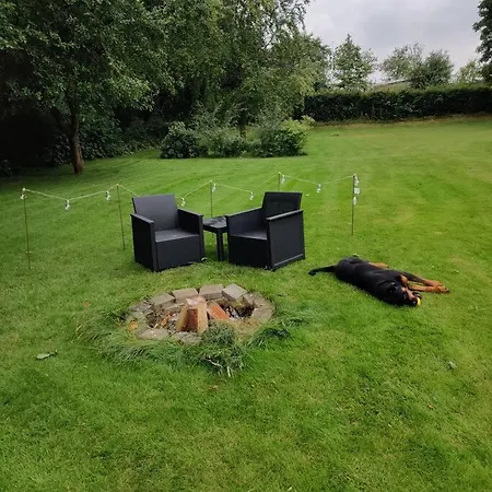 Szálloda Vidunderligt Hus I Landlige Omgivelser Spottrup