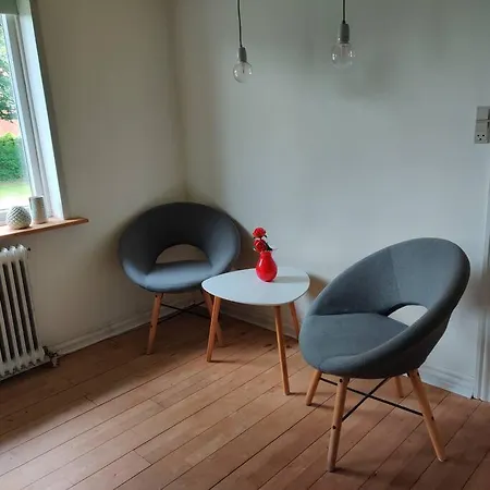 Vidunderligt Hus I Landlige Omgivelser Spottrup